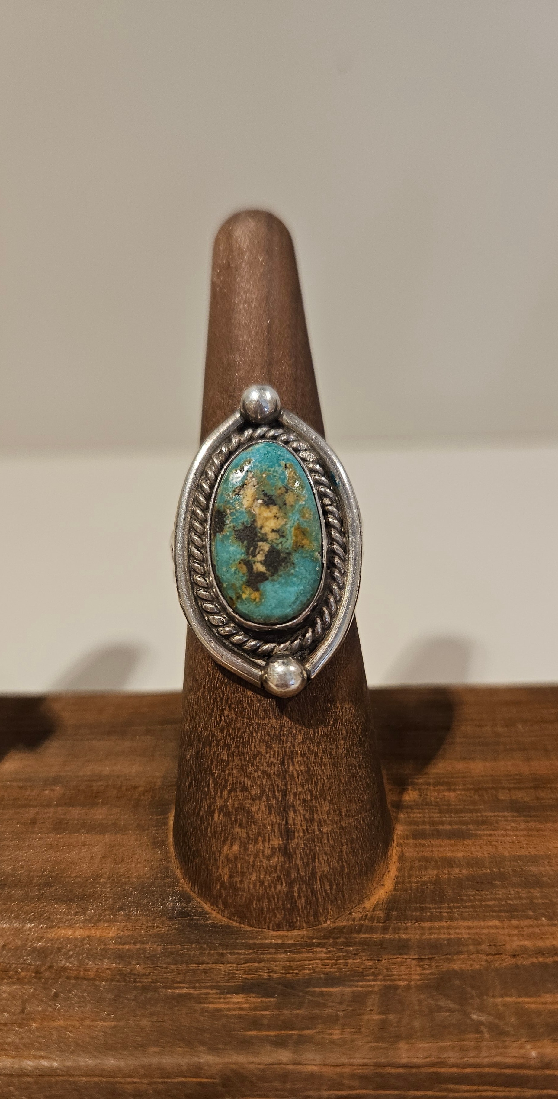 Turquoise Oval Rope Bezel Ring